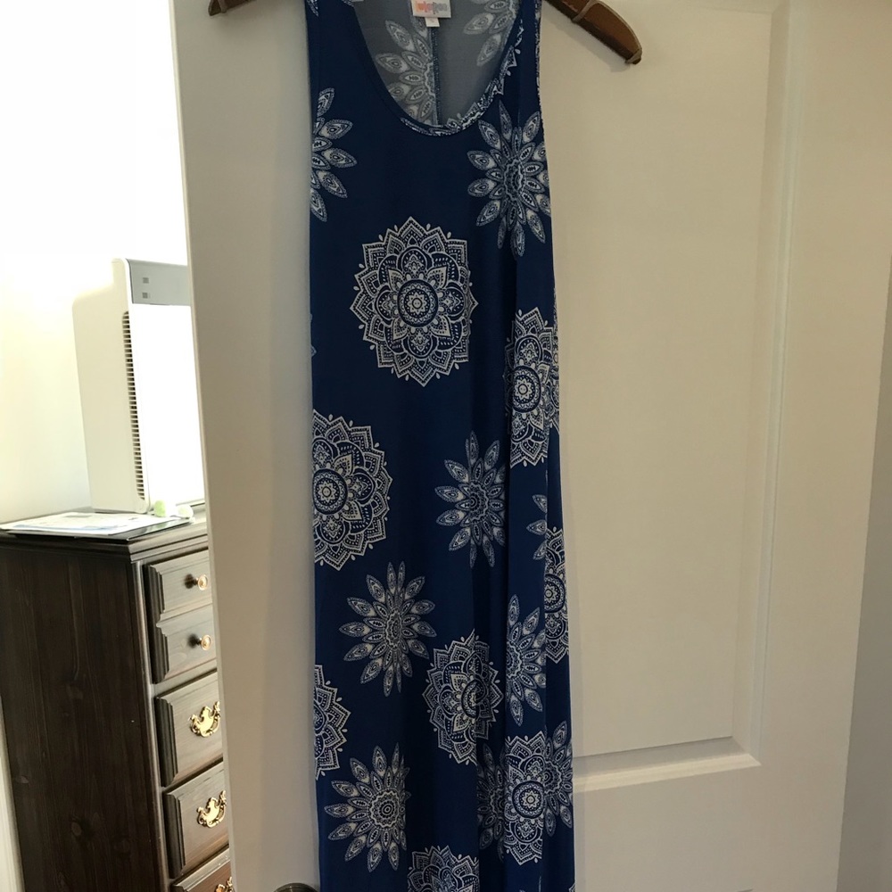 LuLaroe Dani dress HTF medallion print! Stunning!